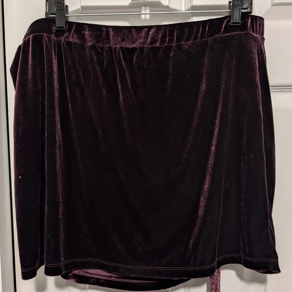 Arizona Jean Co Burgundy Velvet Ruched Mini Skirt XXL Plus Size Y2K Party